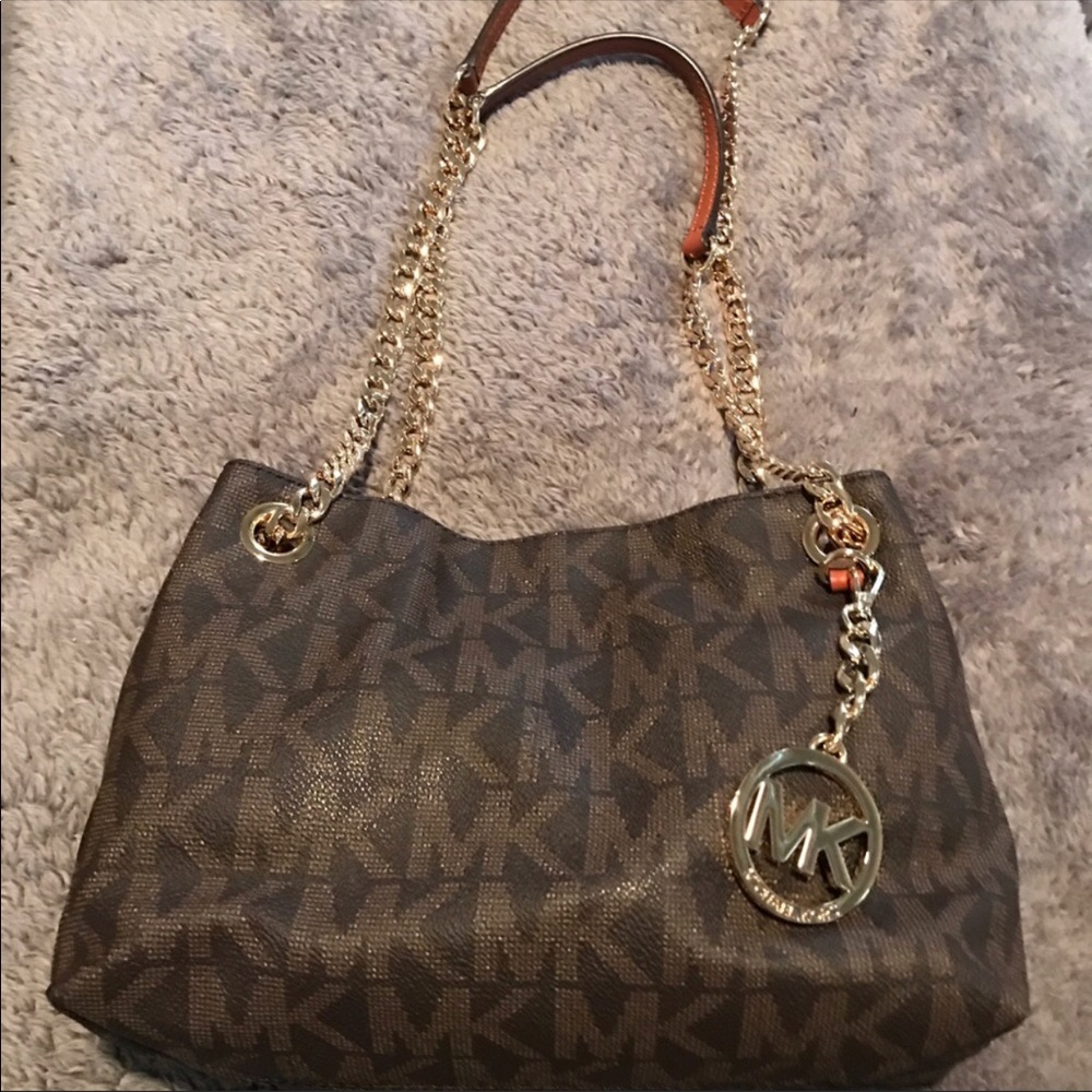 Original Michael kors purse size small/ medium